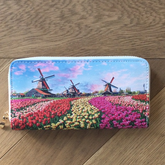 Netherlands Souvenir Wallet - Picture 1 of 3